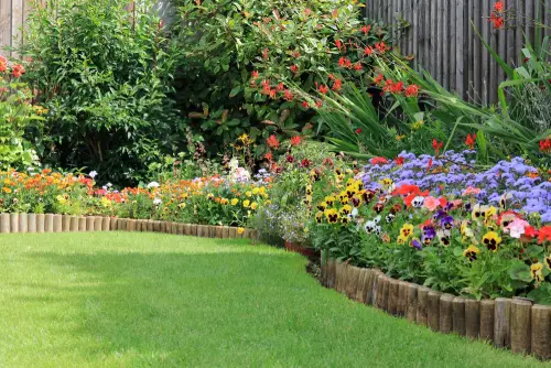 Flower-Bed-Edging